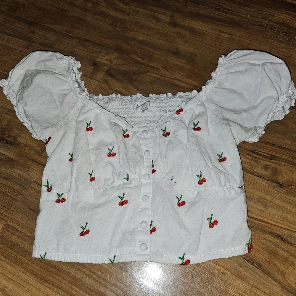 Small top - Picture 1 of 2
